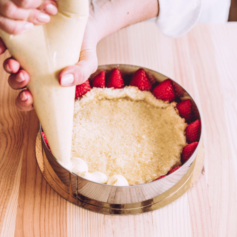 box de pâtisserie pour réaliser un fraisier