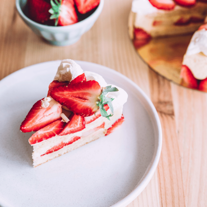 box de pâtisserie pour réaliser un fraisier