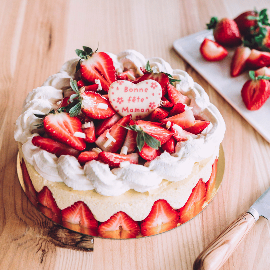 box de pâtisserie pour réaliser un fraisier