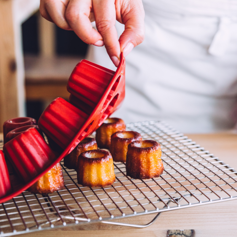 box de pâtisserie cannelés bordelais